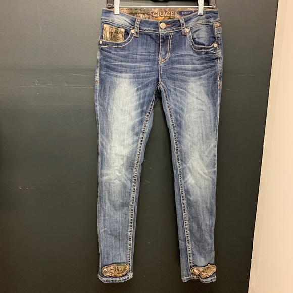 grace in la camo jeans
